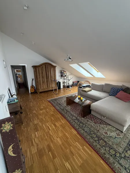 Lebendiger Kiez: Modernisierte 2-Zimmer-Wohnung in der Kollwitzstraße — photo 1